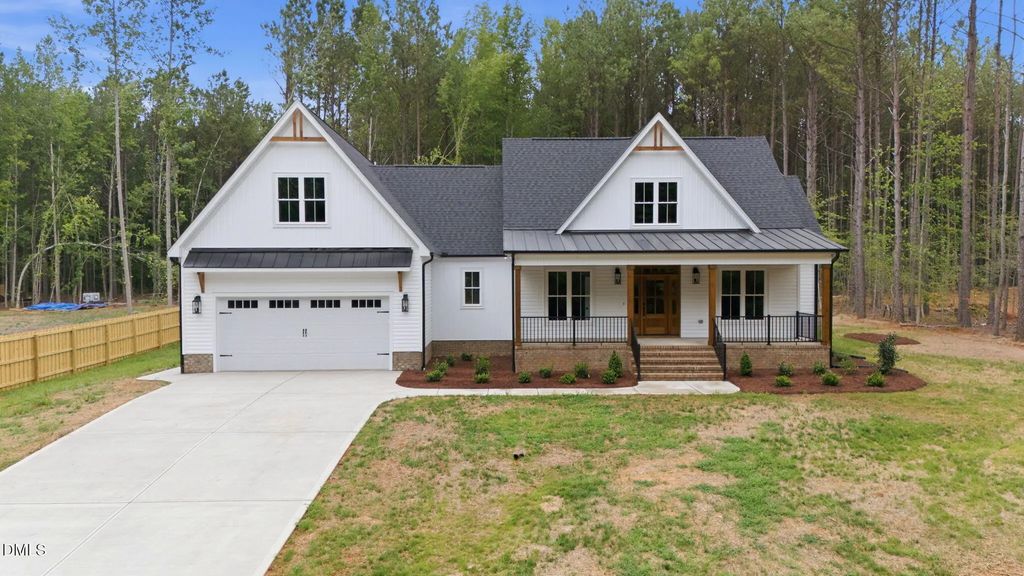 1157 Shonele Lane, Stem
