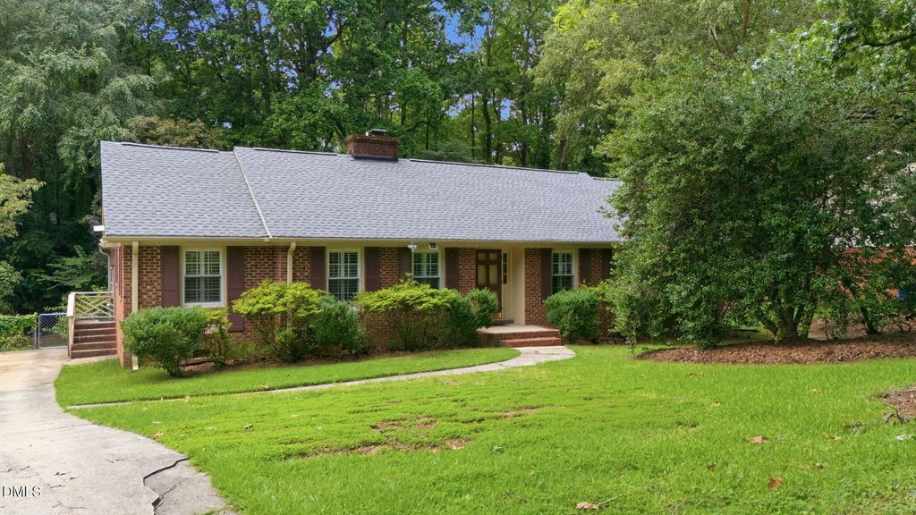 7301 Fiesta Way, Raleigh