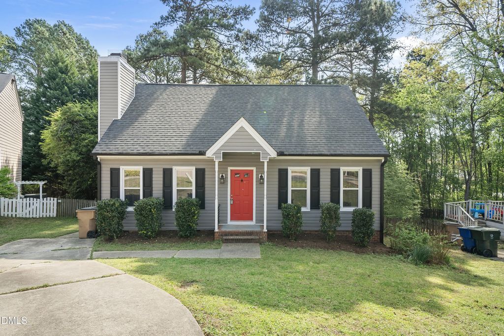 8324 Bellingham Circle, Raleigh