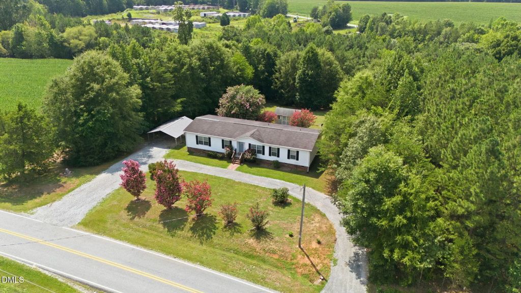 1925 Stoney Mountain Road, Rougemont