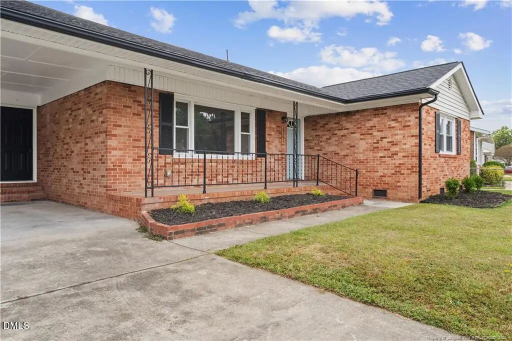 5505 Dodge Drive, Fayetteville