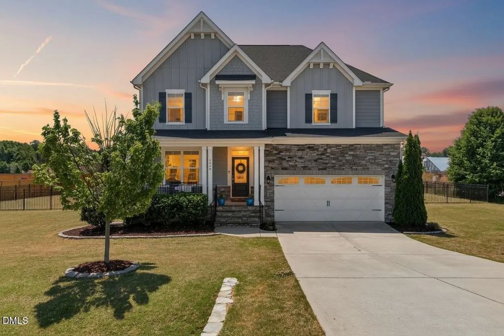 4900 Sunset Stream Drive, Fuquay Varina