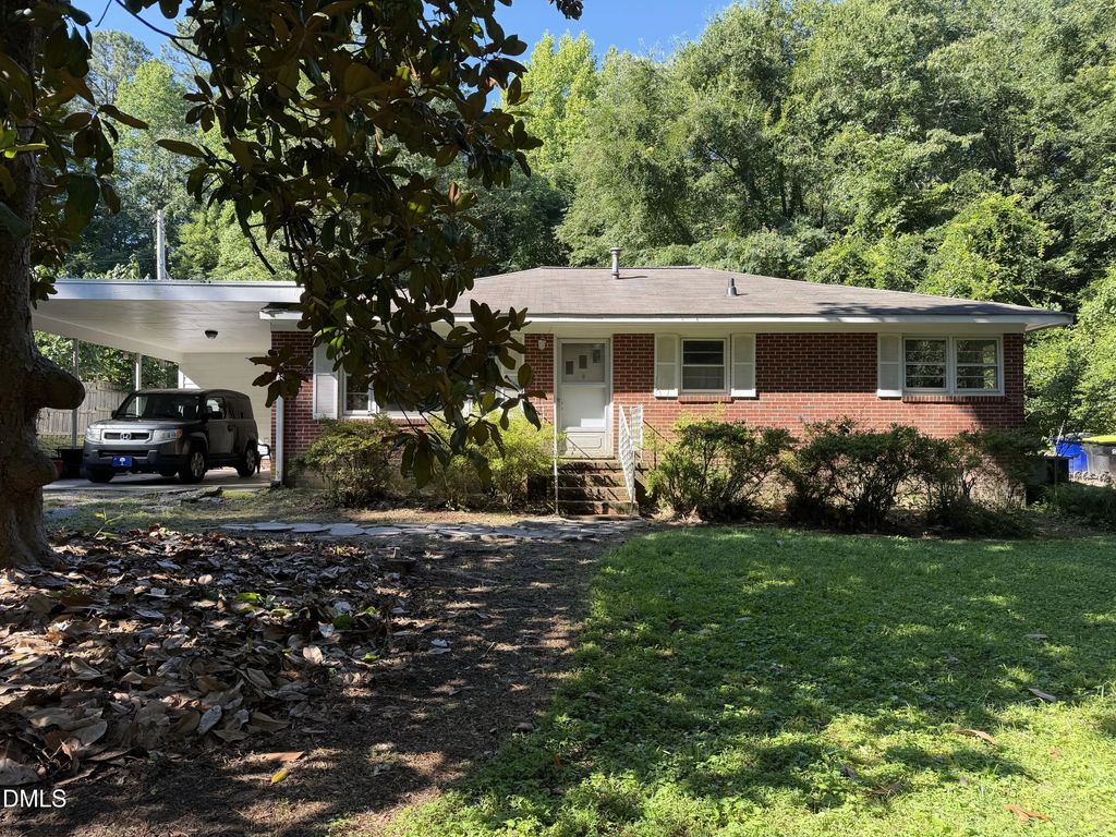 12 S Circle Drive, Chapel Hill
