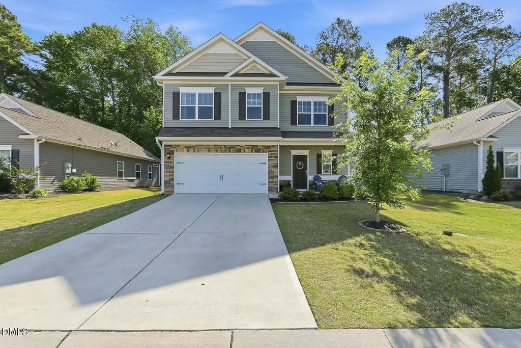 119 S Rose Hill Drive, Clayton