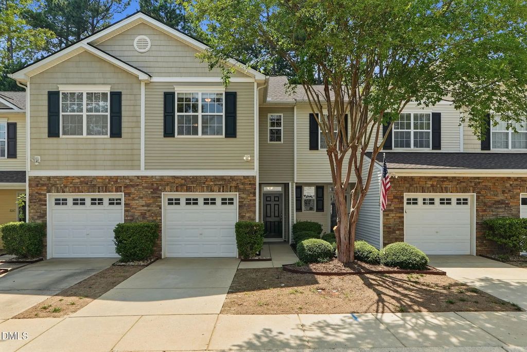 8251 Martello Lane, Raleigh