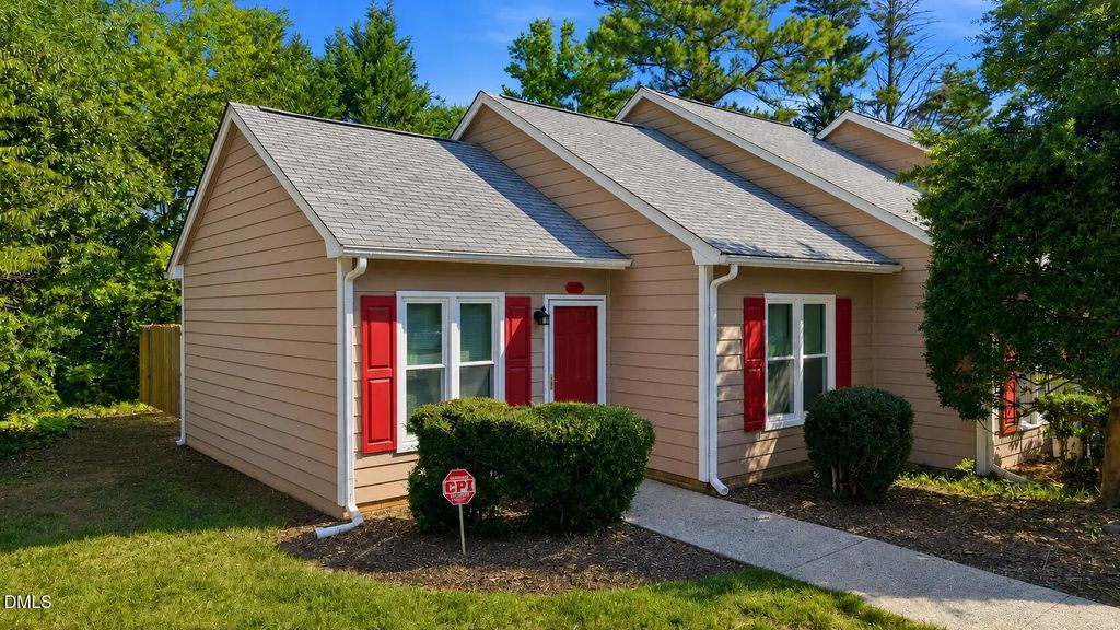 3652 Crystal Court, Durham