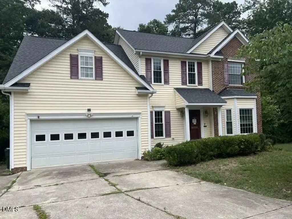1016 Flower Round Court, Raleigh