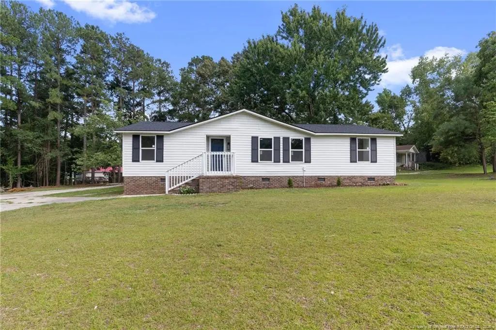 203 Mcdougald Drive, Raeford