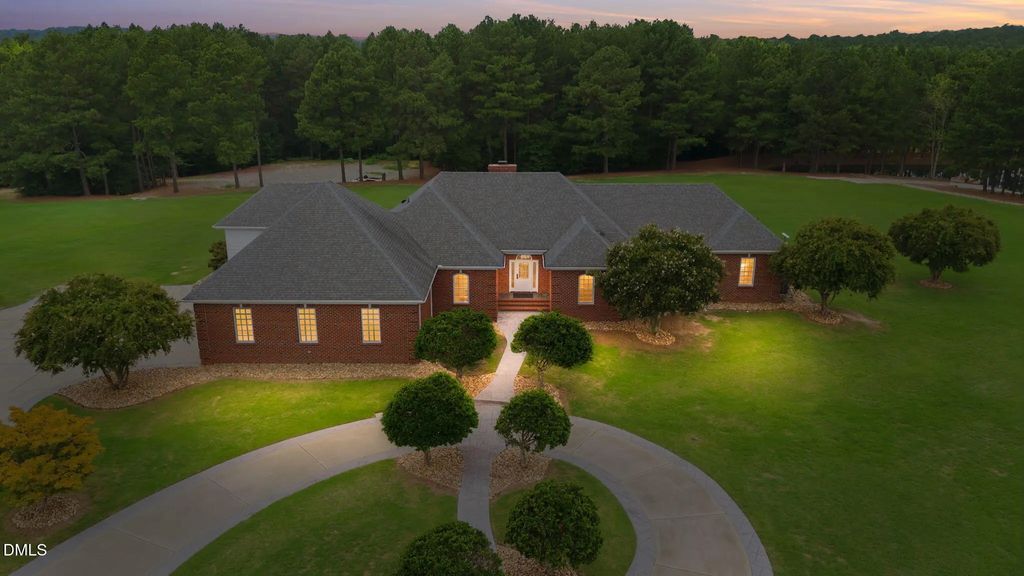 95 Woodcannon Drive, Fuquay Varina