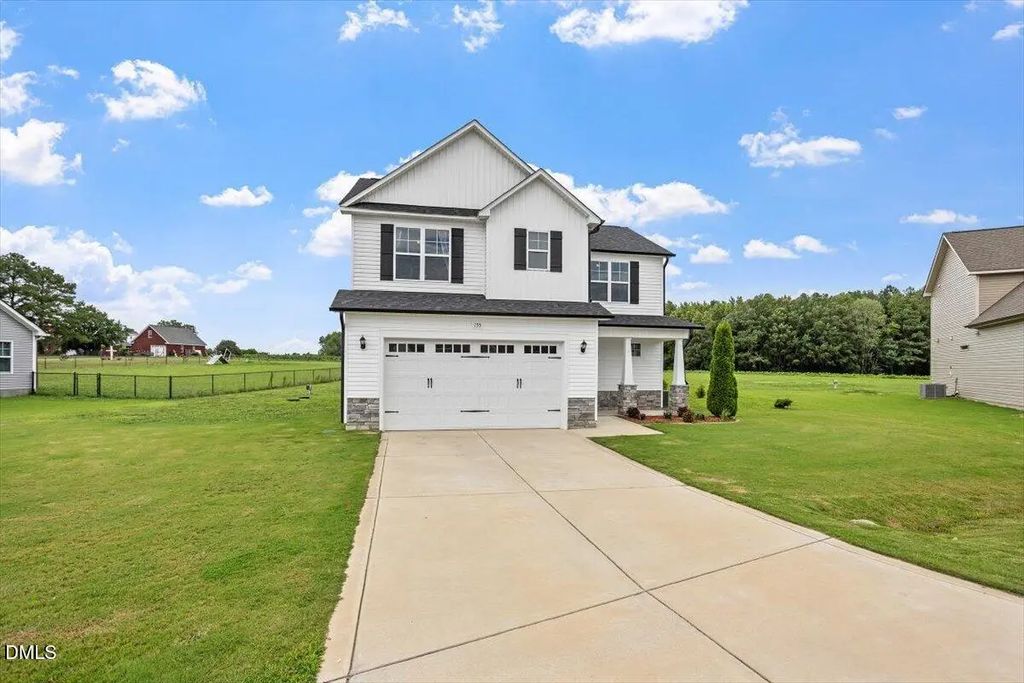 155 Colby Farm Drive, Kenly