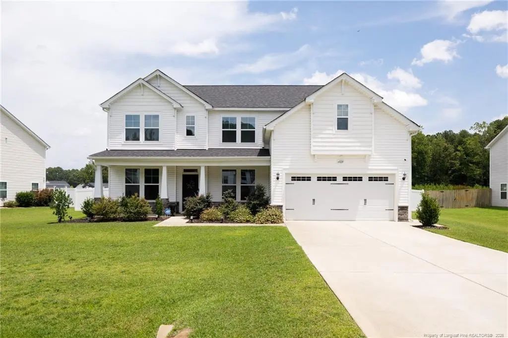 6820 Running Fox Road, Hope Mills
