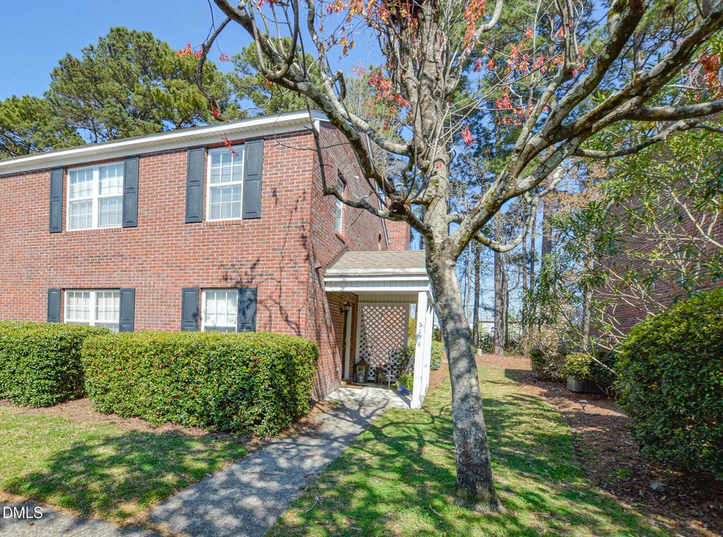 5114 Lamppost Circle, Wilmington