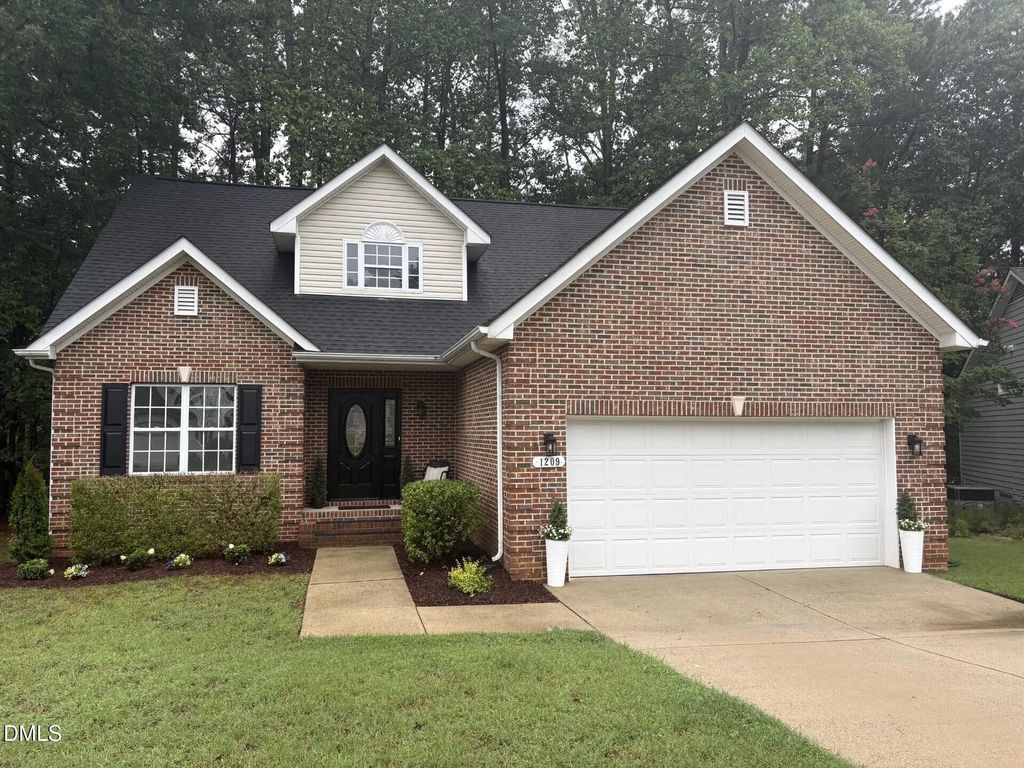 1209 Waterford Green Drive, Apex
