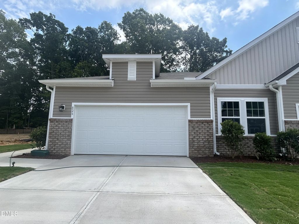 826 Hanford Landing Drive, Graham