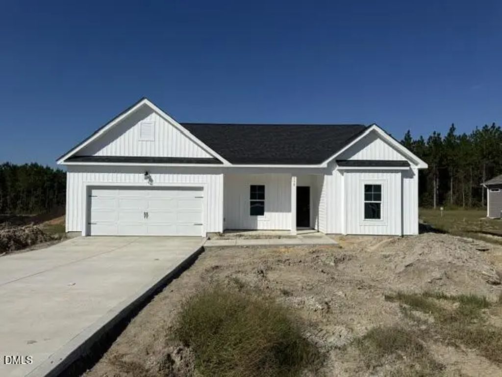 138 Pine Vista Way, Sanford