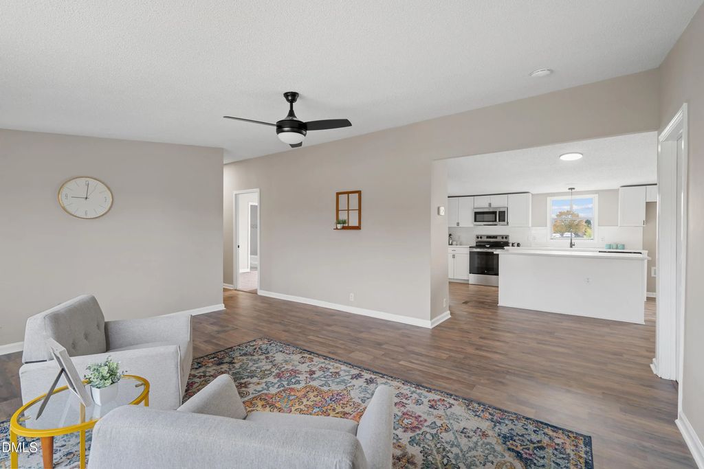 1064 Calico Farm Court, Cleveland