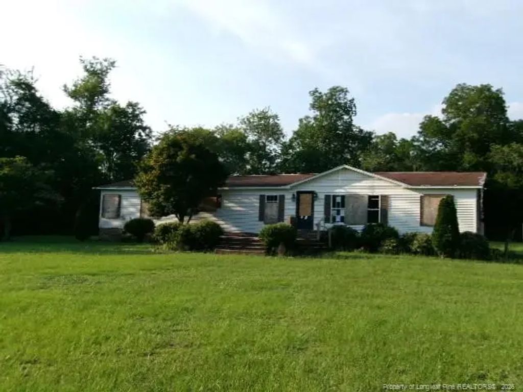 17520 Gulf Port Road, Laurinburg