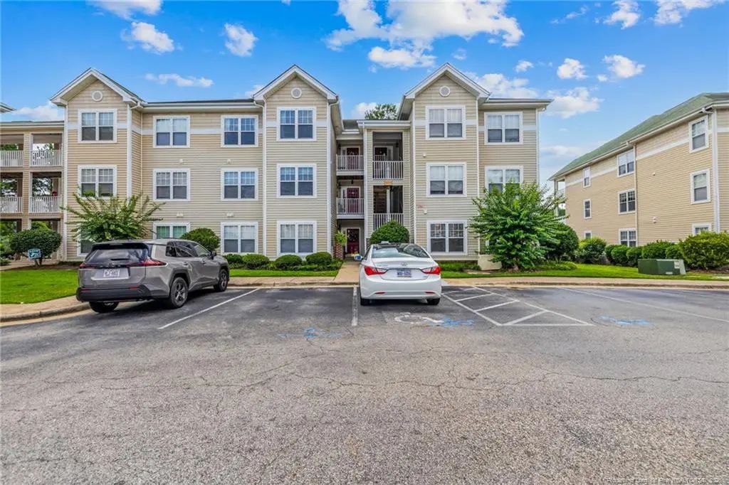 3322 Harbour Pointe Place 6, Fayetteville