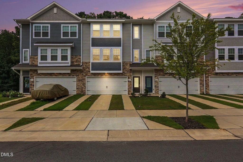 6903 Woodland Stream Place, Raleigh