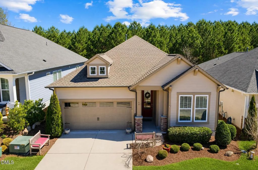 66 Middleton Place, Chapel Hill