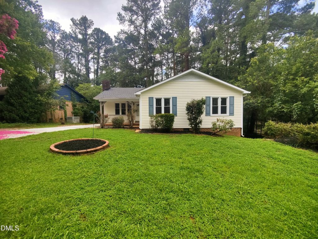 813 Plentywood Court, Raleigh