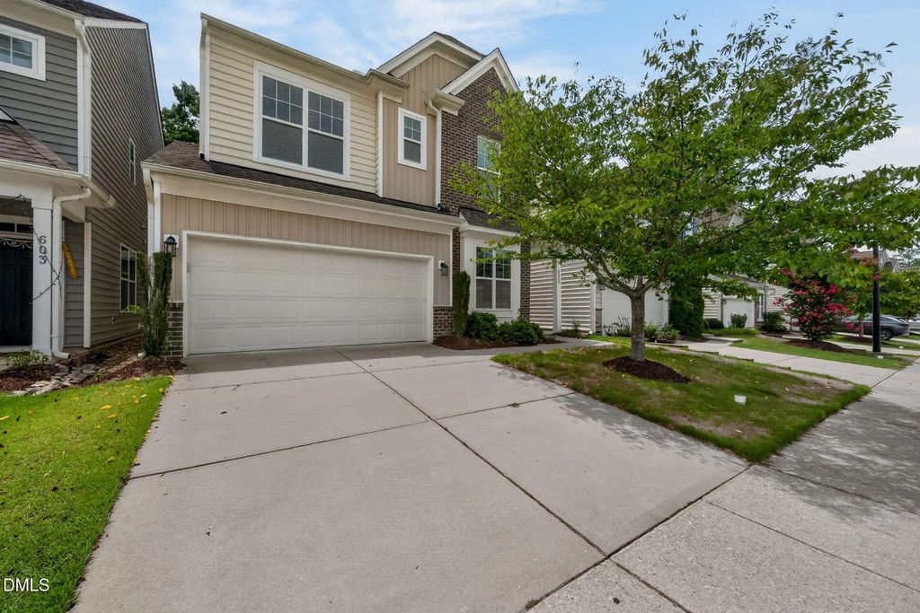 605 Finnbar Drive, Cary