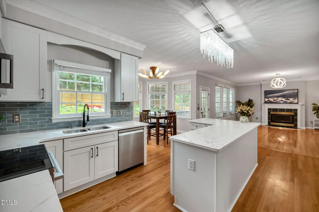 107 Lonebrook Drive, Chapel Hill