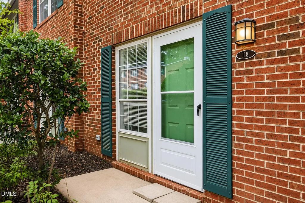 118 Friar Lane, Carrboro