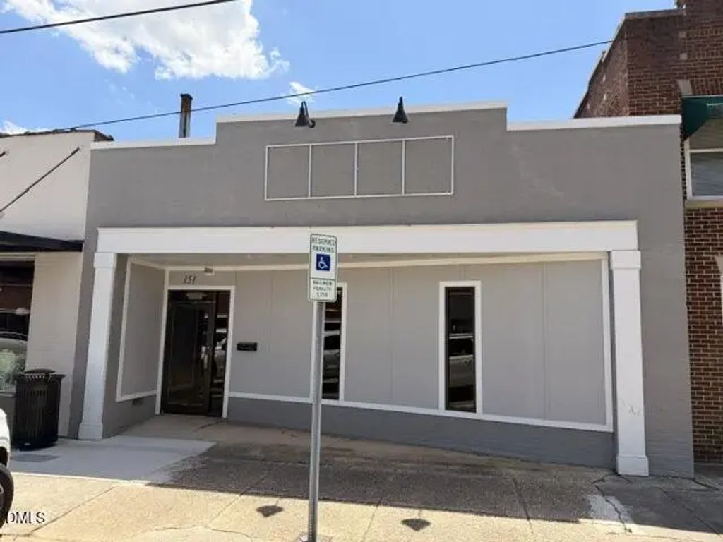 151 N Steele Street, Sanford