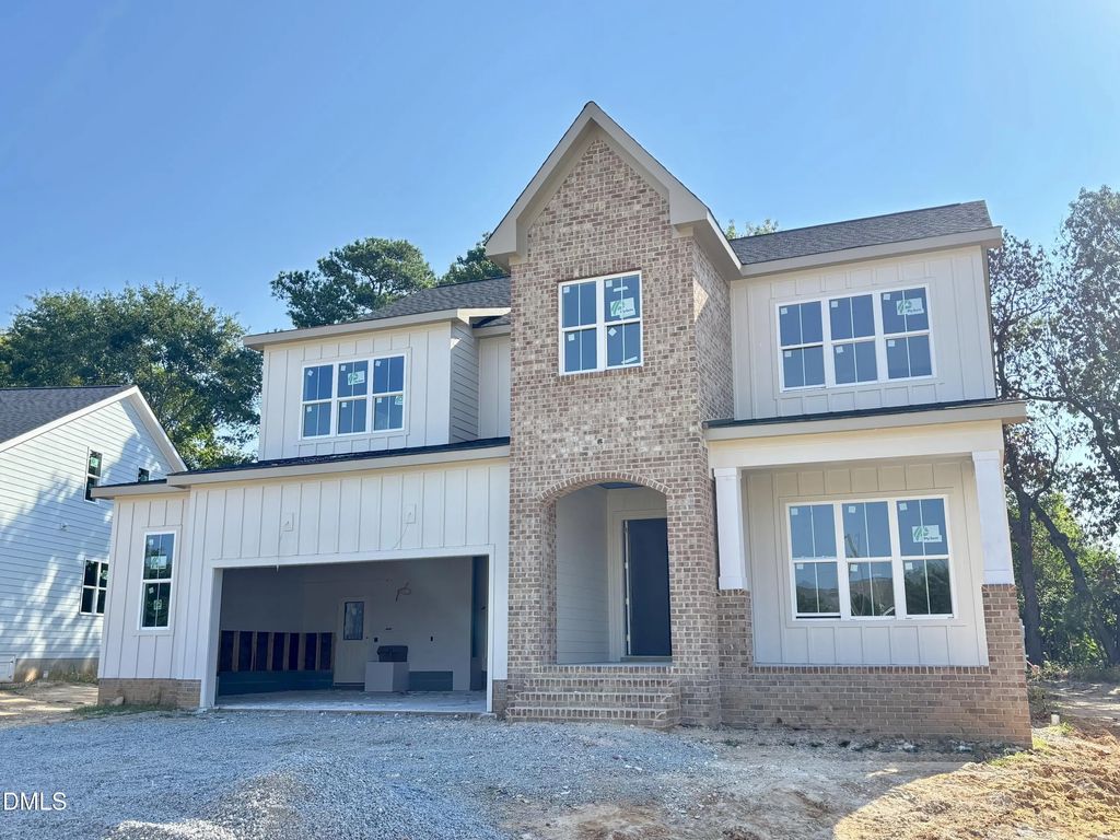 2324 Hilltop Bluffs Court, Fuquay Varina