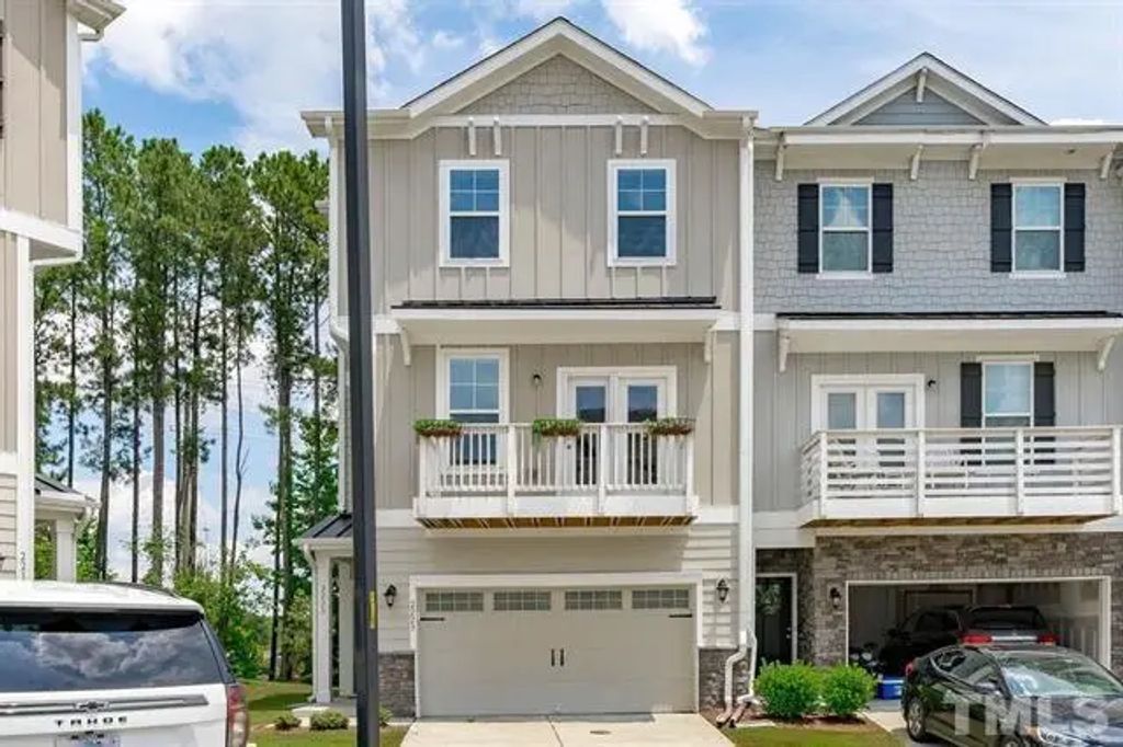 2223 Chattering Lory Lane, Apex