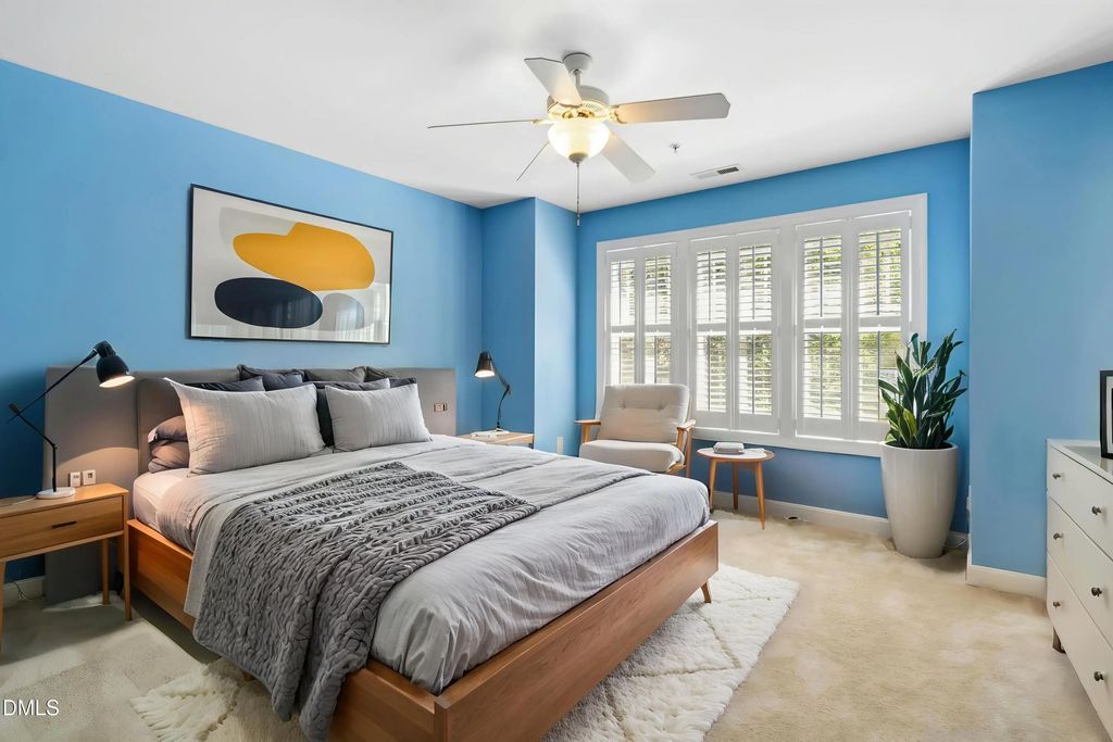 335 Rose Walk Lane, Carrboro