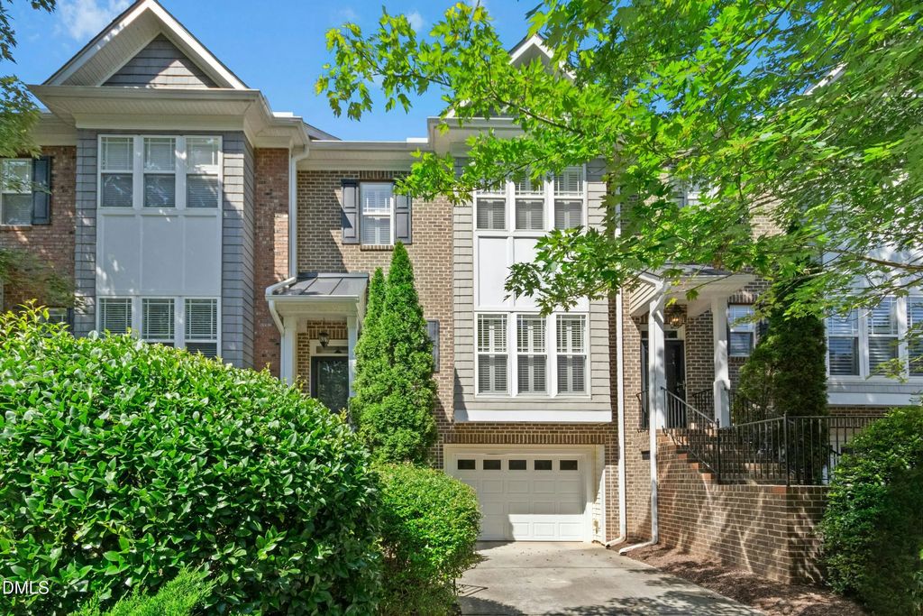 335 Rose Walk Lane, Carrboro