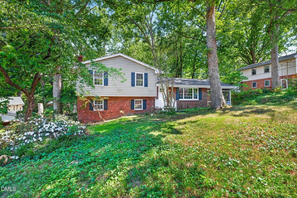 3304 Julian Drive, Raleigh