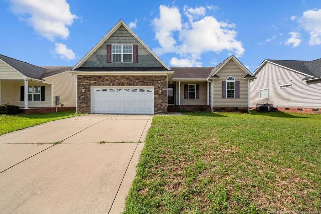 1413 Snowy Egret Drive, Fayetteville
