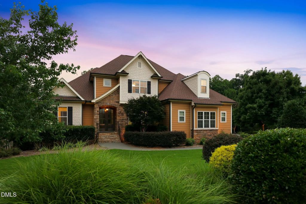 8601 Mangum Hollow Drive, Wake Forest