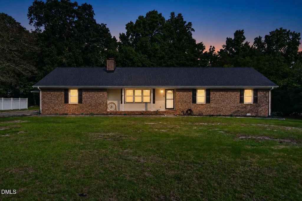 201 Ashby Lane, Goldsboro