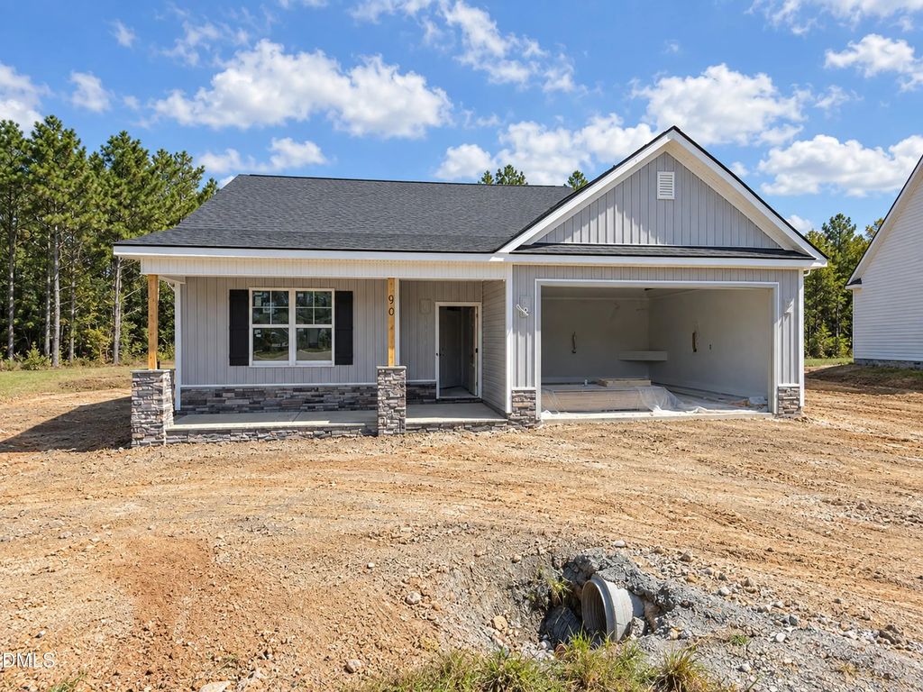 90 Laramie Lane (36), Selma