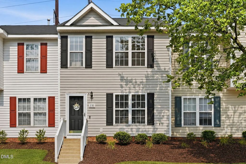 2130 Walnut Bluffs Lane, Raleigh