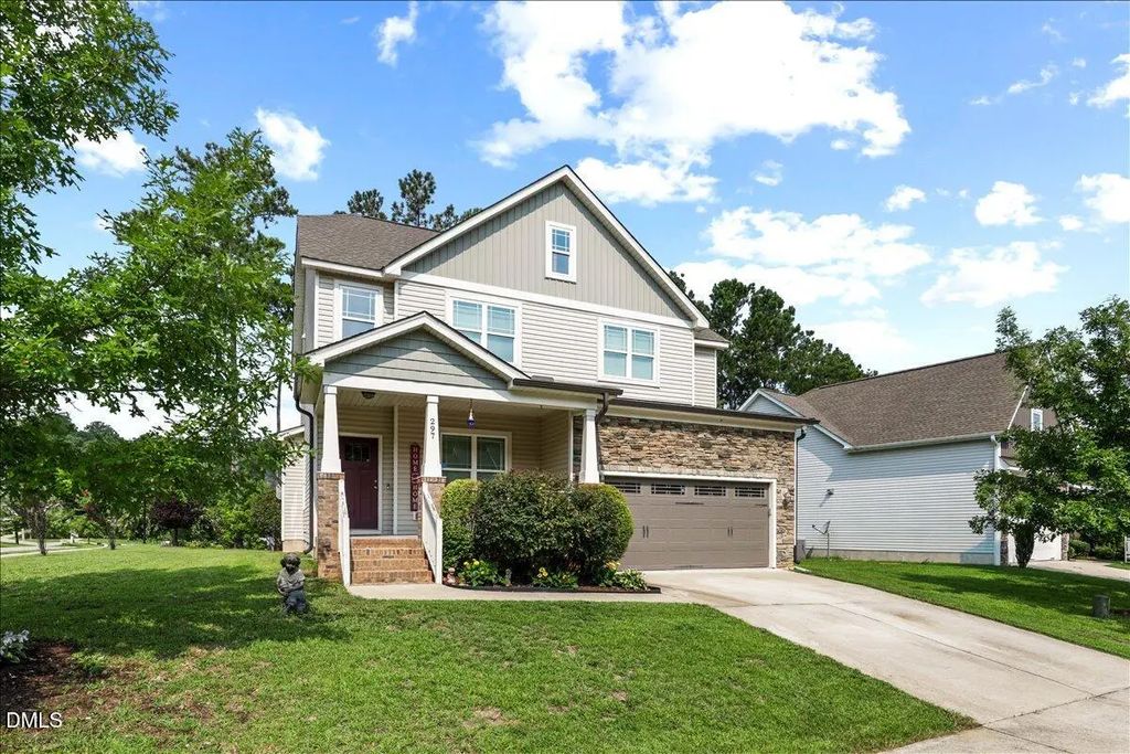 297 Hawkesburg Drive, Clayton