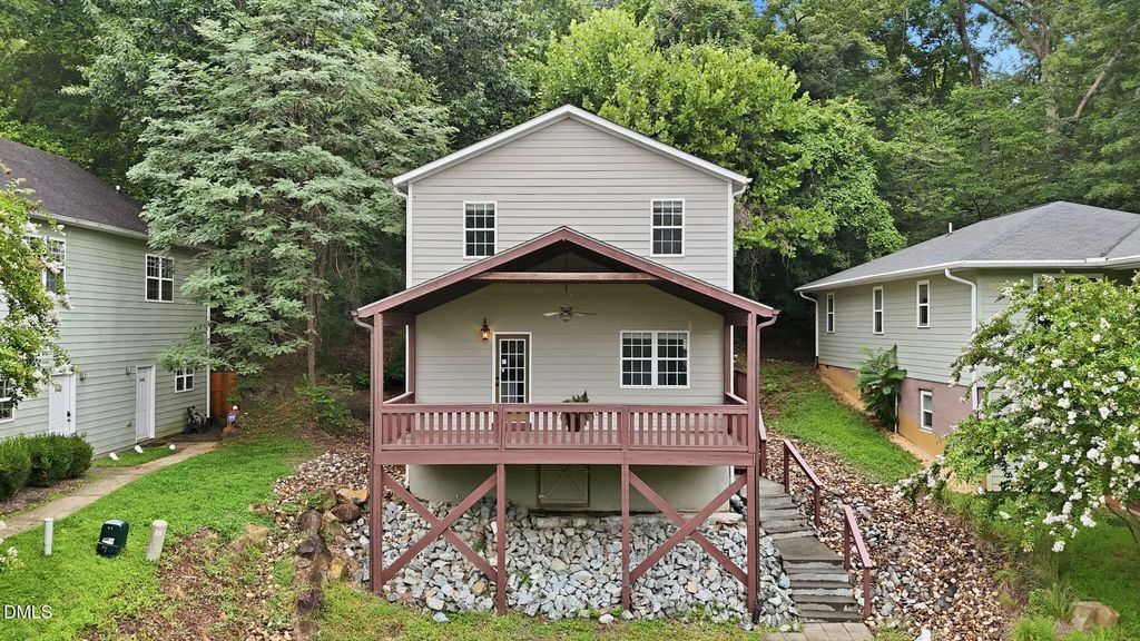 240 Jay Street, Chapel Hill