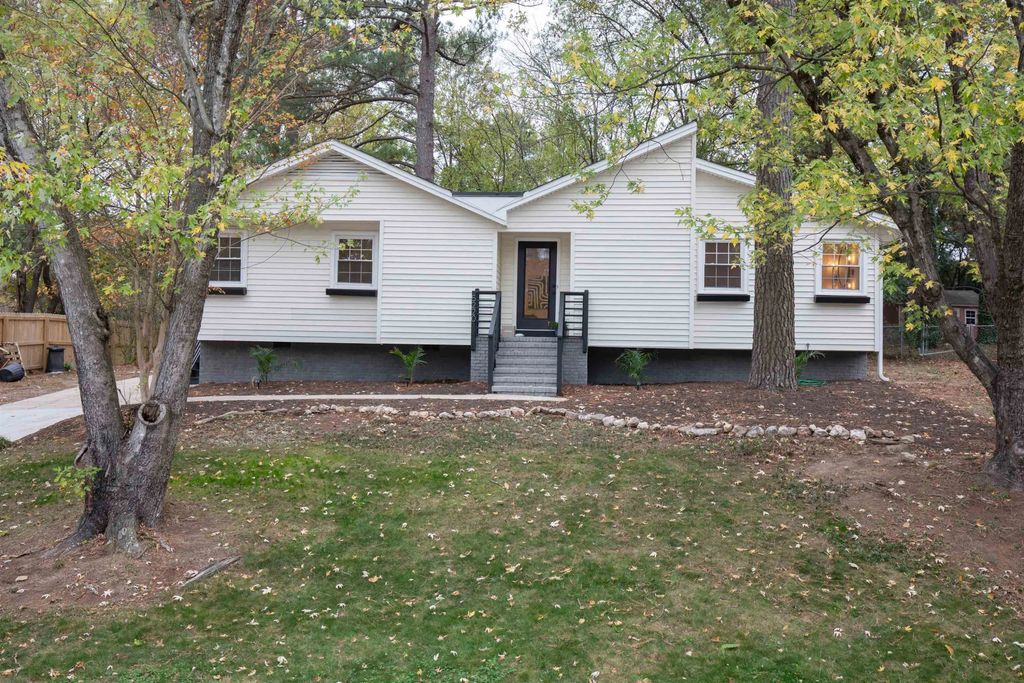 5220 Old Forge Circle, Raleigh
