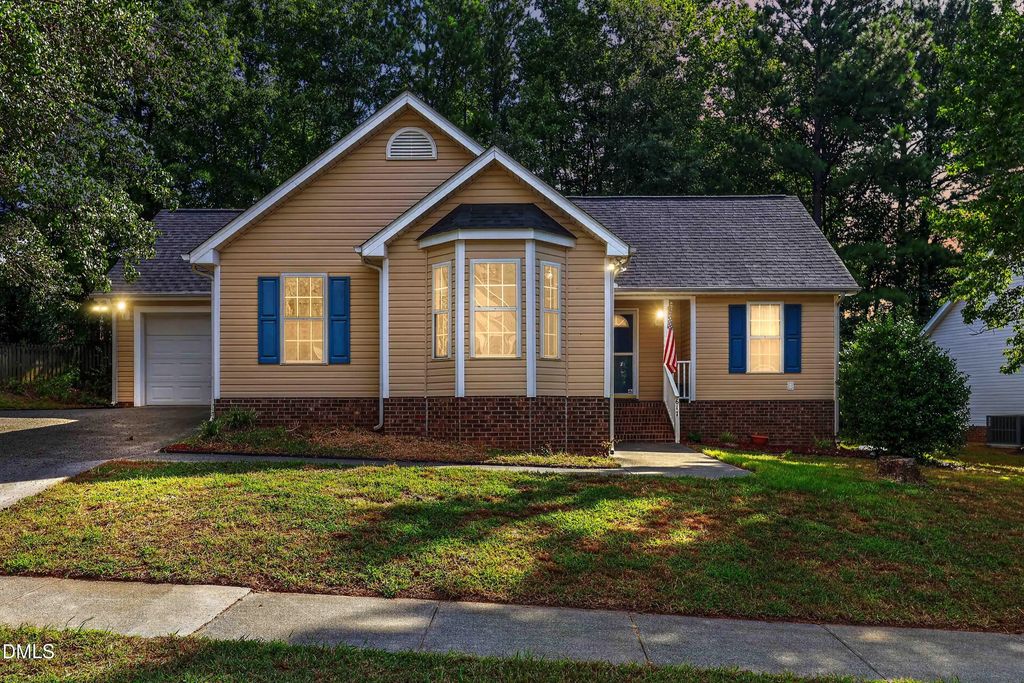 617 Groveton Trail, Wake Forest