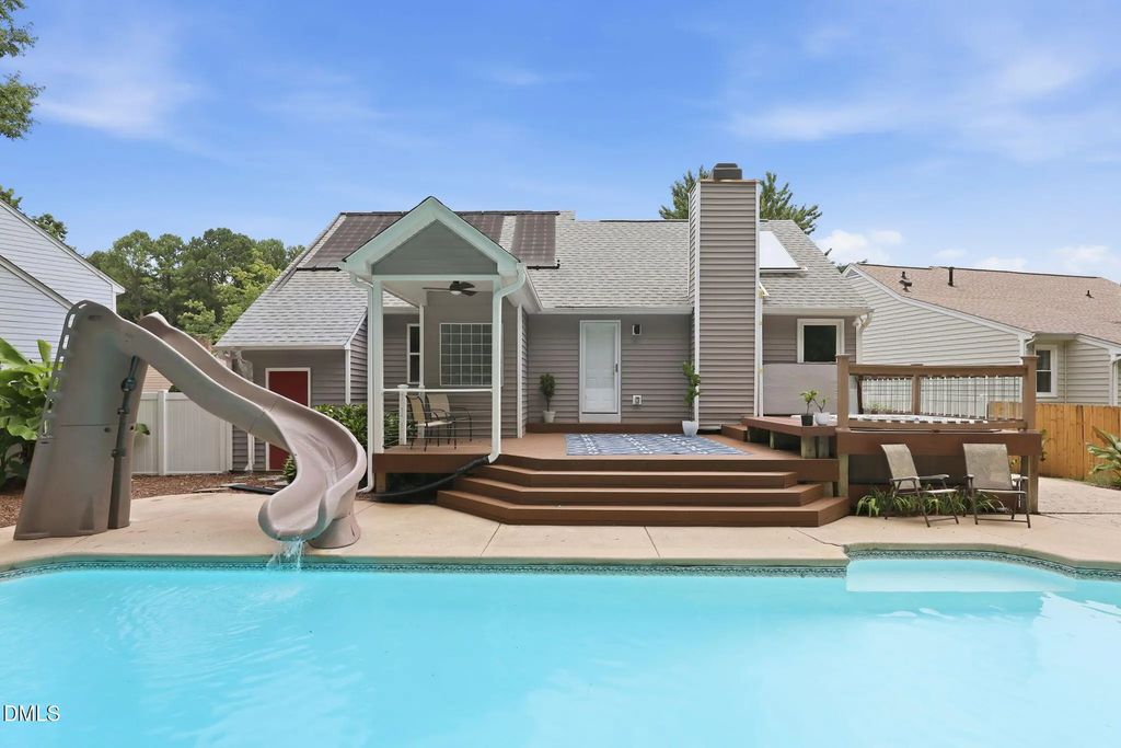 8108 Bellingham Circle, Raleigh