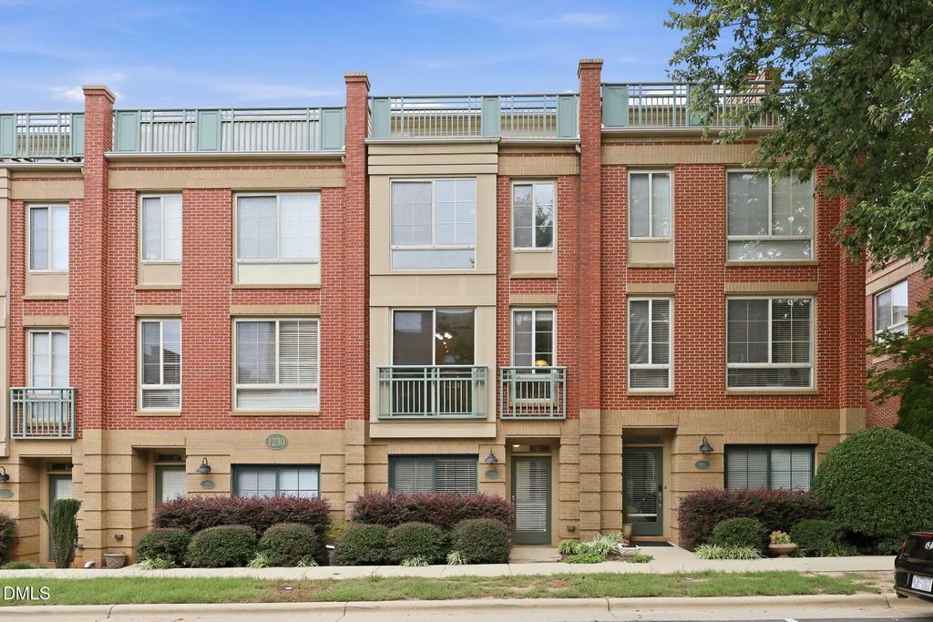 1230 Twin Branches Way 101, Raleigh