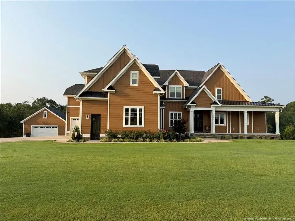 3708 Riverhill Drive, Fayetteville