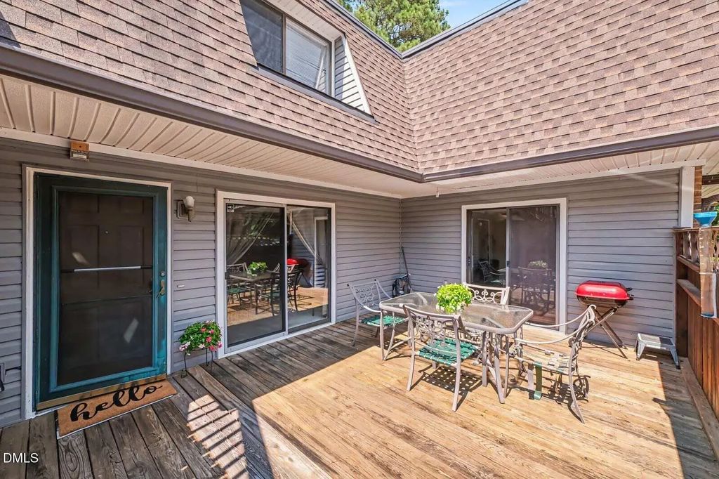 268 Summerwalk Circle, Chapel Hill