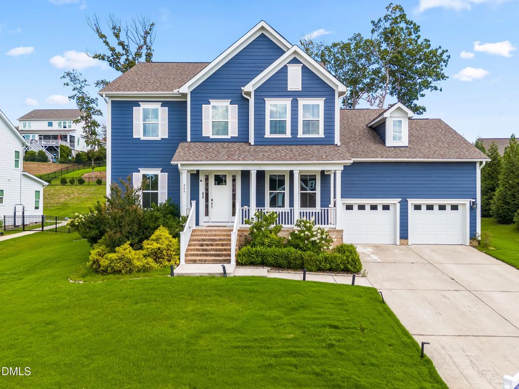 204 Garden Heights Lane, Hillsborough