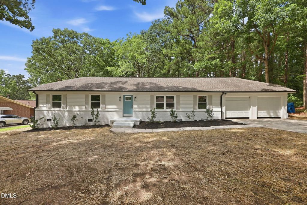 807 Yosemite Circle, Durham
