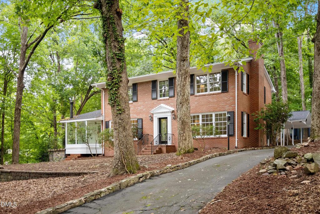 1 Tadley Drive, Chapel Hill